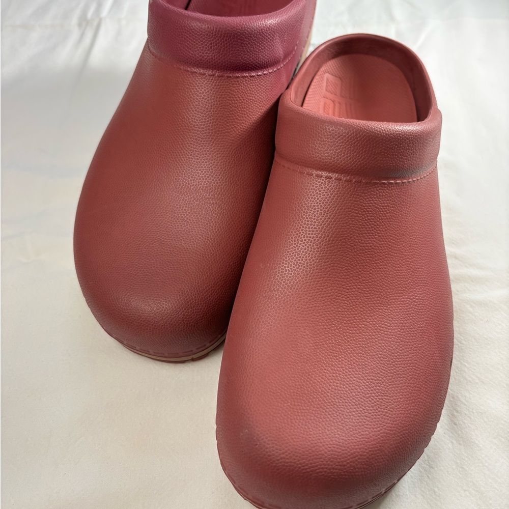 Dansko Rose Slip-On Mules